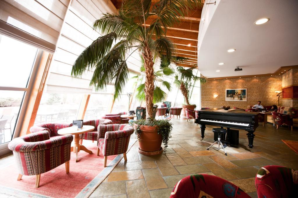 Familien Hotel Mozart Ried im Oberinntal Exterior photo