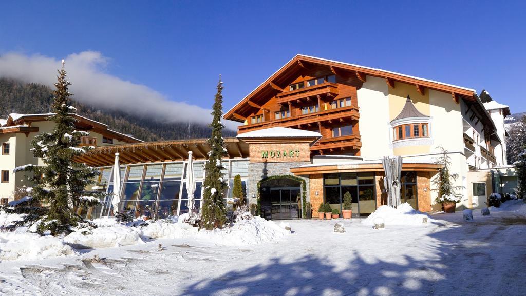 Familien Hotel Mozart Ried im Oberinntal Exterior photo